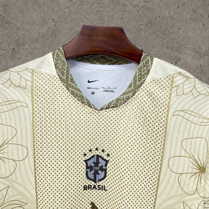 Brazil "Arara Dourada" Kit